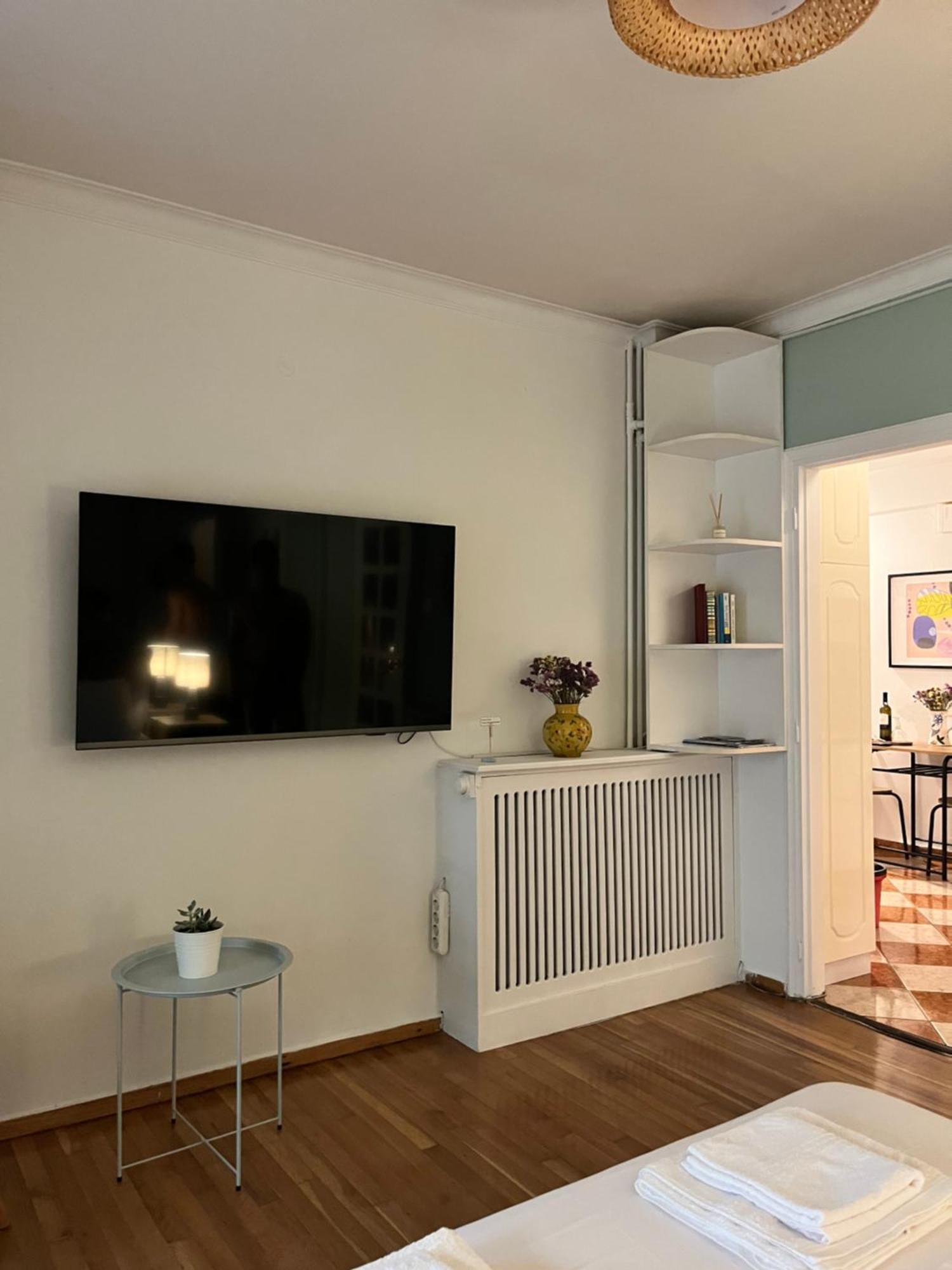 Quiet Apartment With Garden View In Kolonaki Atenas Exterior foto